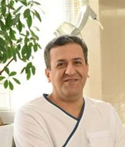 دکتر رامین مشرف، متخصص ایمپلنت دندان در اصفهان